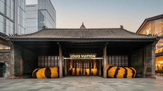 LVMH's Kenzo Joins Tmall Luxury Pavilion